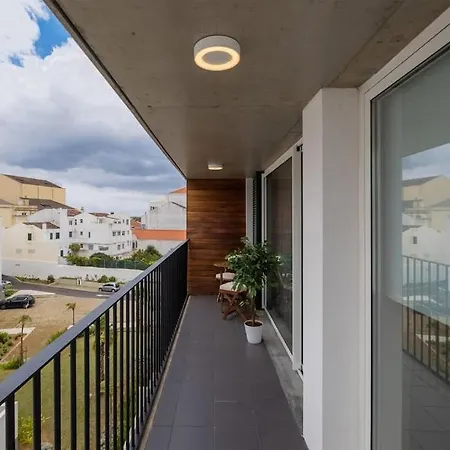 Island Retreat * Ponta Delgada